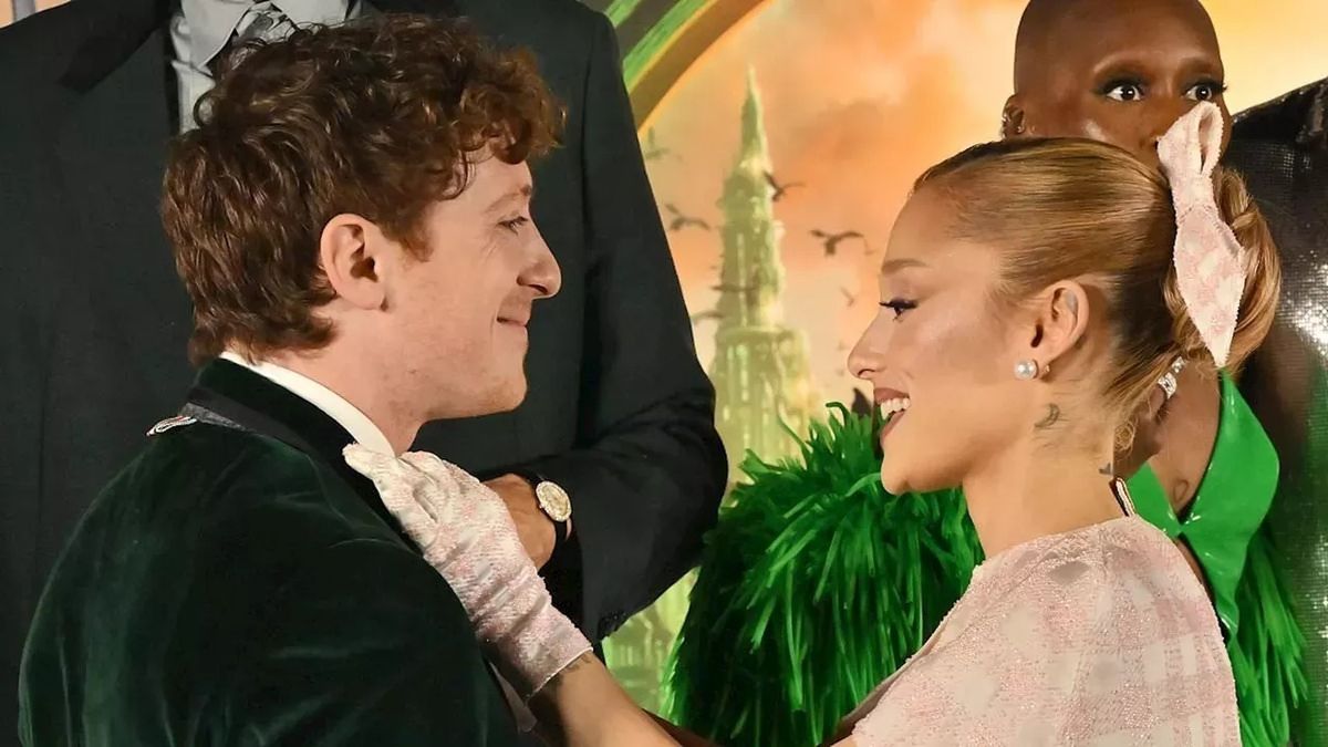 Ariana Grande and Ethan Slater